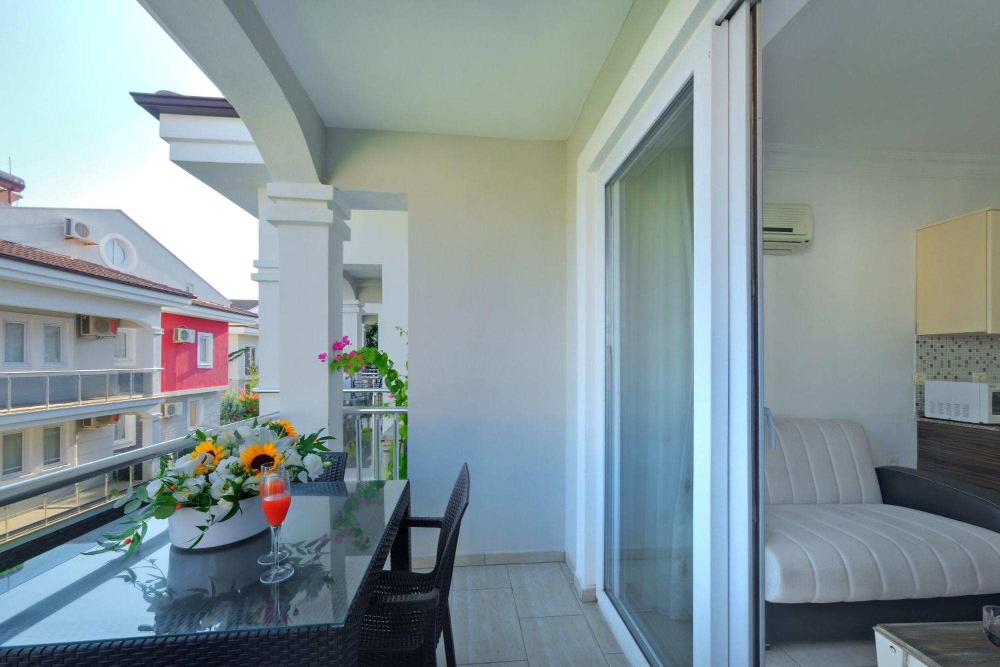 Legend Apartments II เฟทิเย ภายนอก รูปภาพ